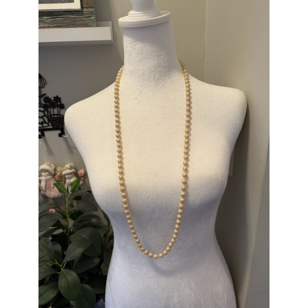 Vintage Hand Knotted Cultured Pearl Necklace Champagne Pearls Barrel Clasp - Picture 3 of 8